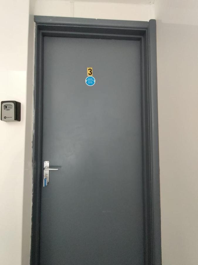 Apartment Stop At The Osterley! *